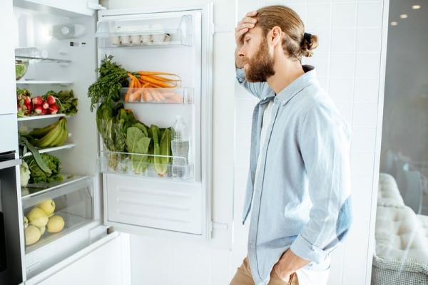 علت خاموش شدن یخچال بعد از چند دقیقه چیست؟
